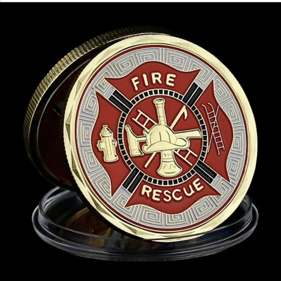 🚒🆕Firefighter Thin Red Line Fire Rescue Challenge Coin Fireman Firefighter - Picture 1 of 11